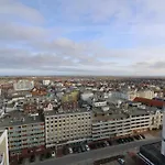 Haus-metropol-137-ob 아파트