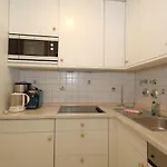 Haus-metropol-137-ob 아파트